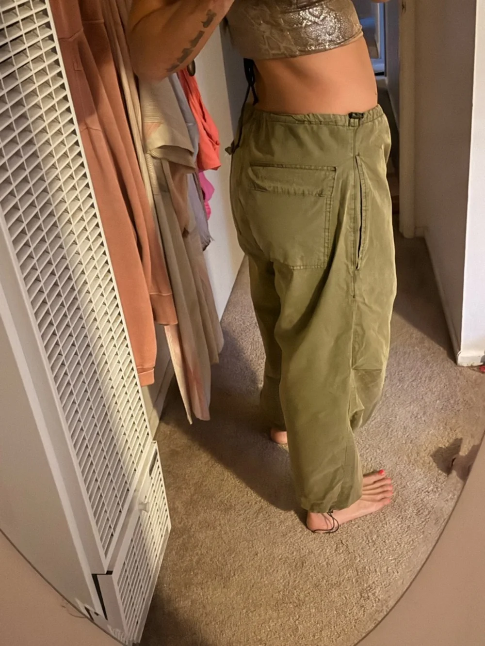 Vintage Olive Green Wide-Leg cargo Pants - Picture 3 of 3